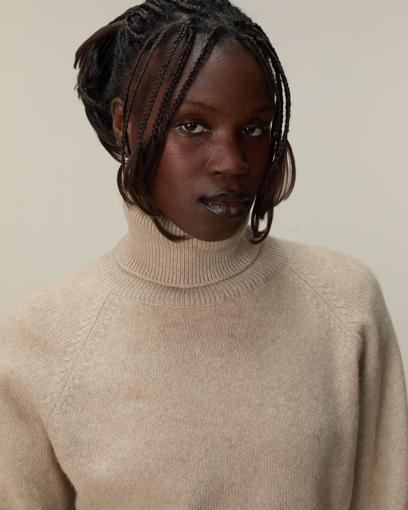 Women's Sand Cashmere turtleneck