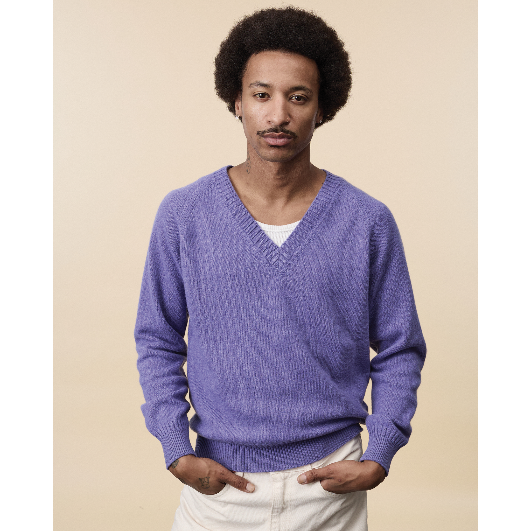Men's purple cashmere V-neck