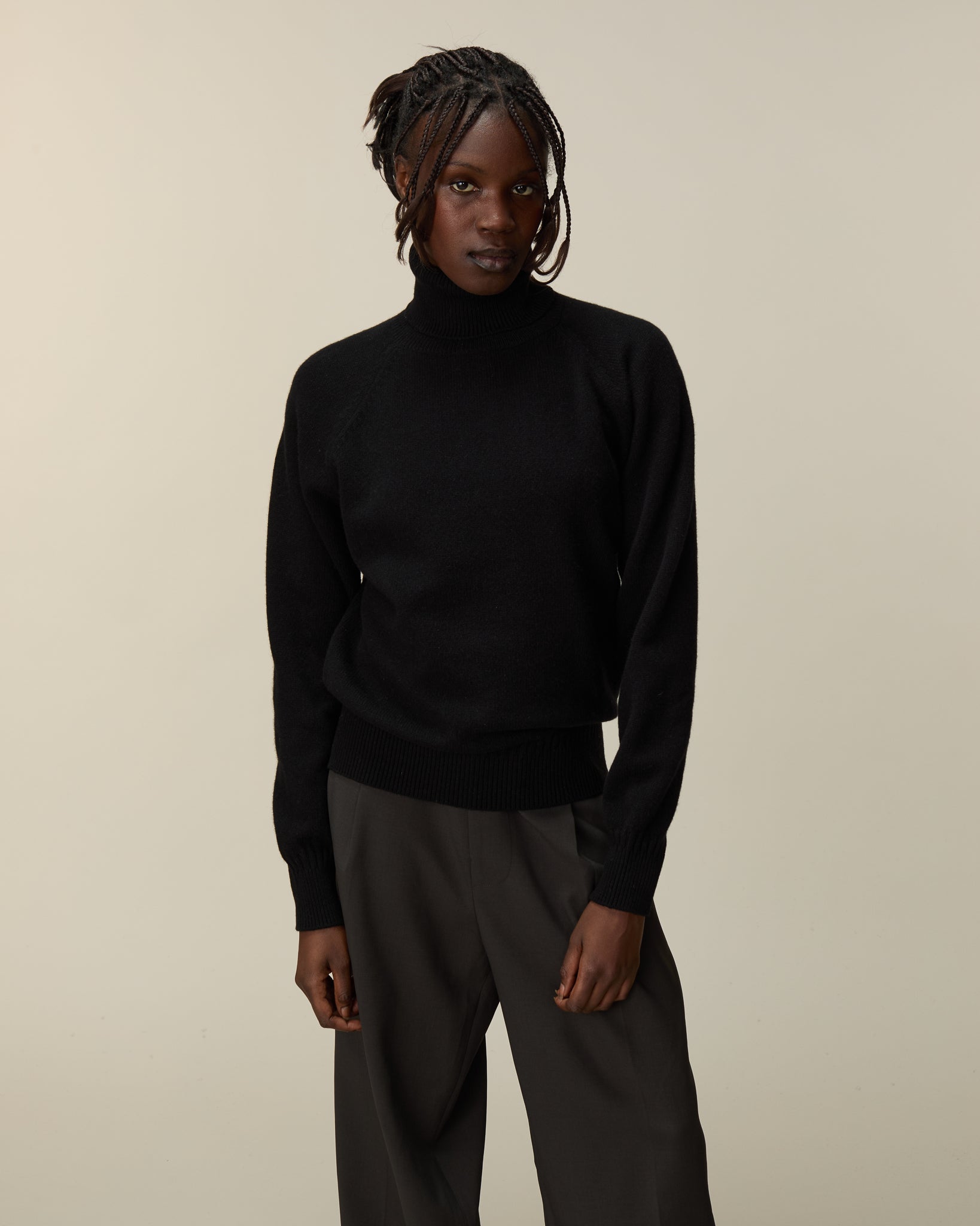 Women's Black Cashmere turtleneck