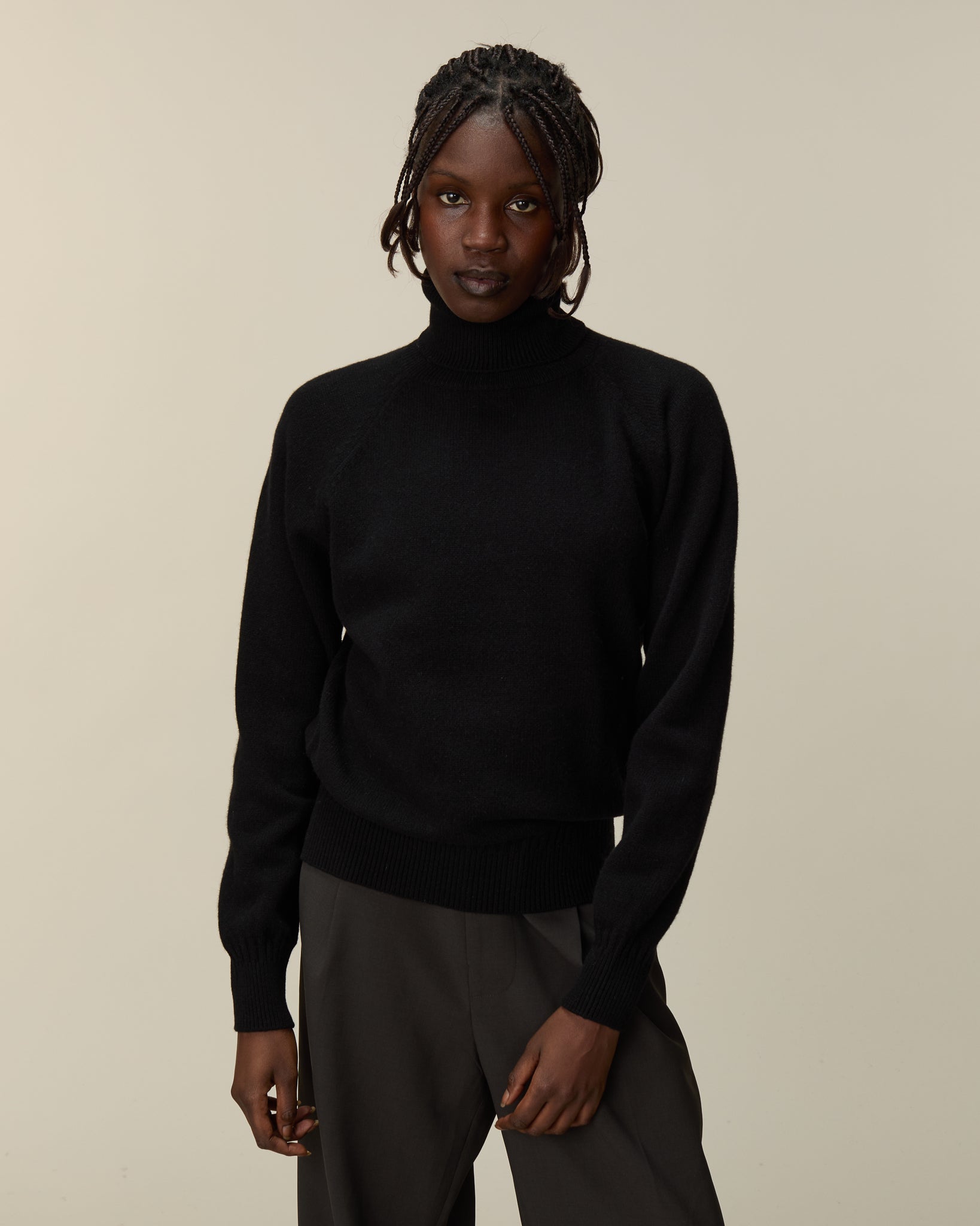Women's Black Cashmere turtleneck