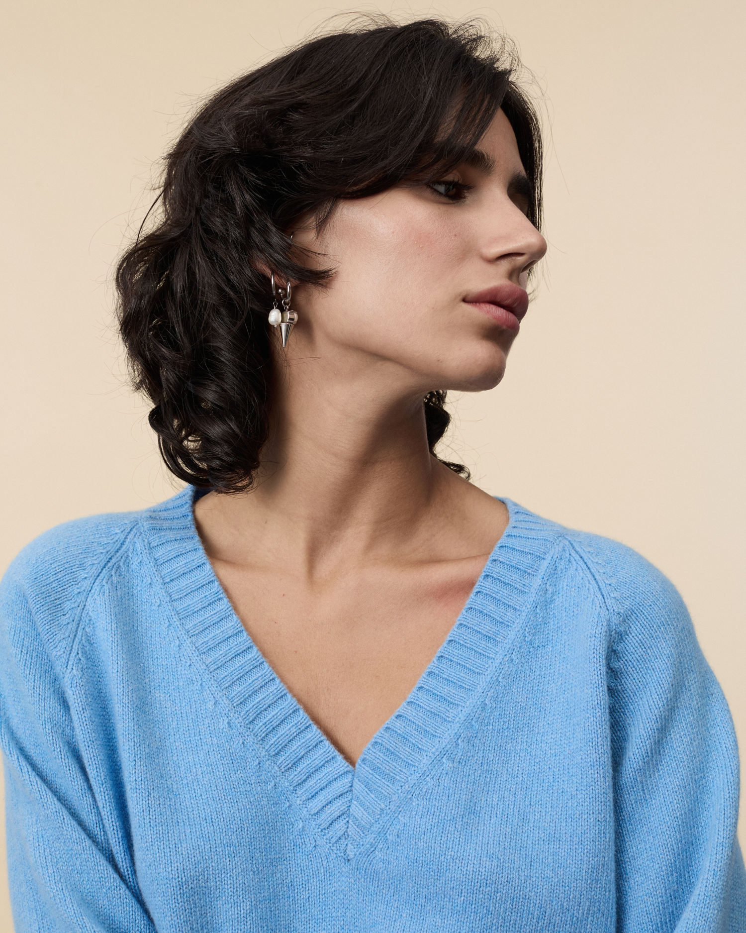 Women's Nina's blue cashmere V-neck