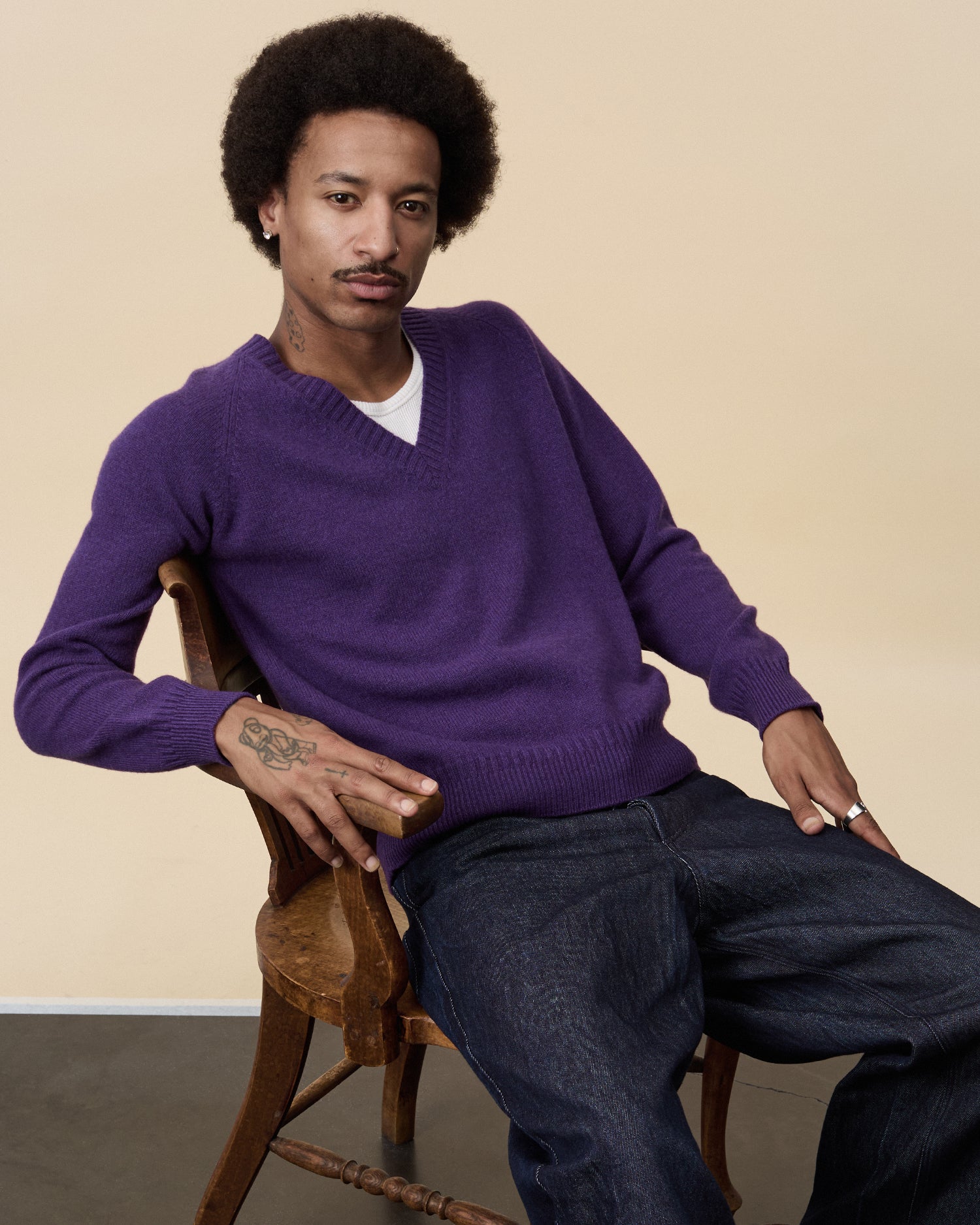 Men's Leo Purple Cashmere V-Neck Tricot - Main Image