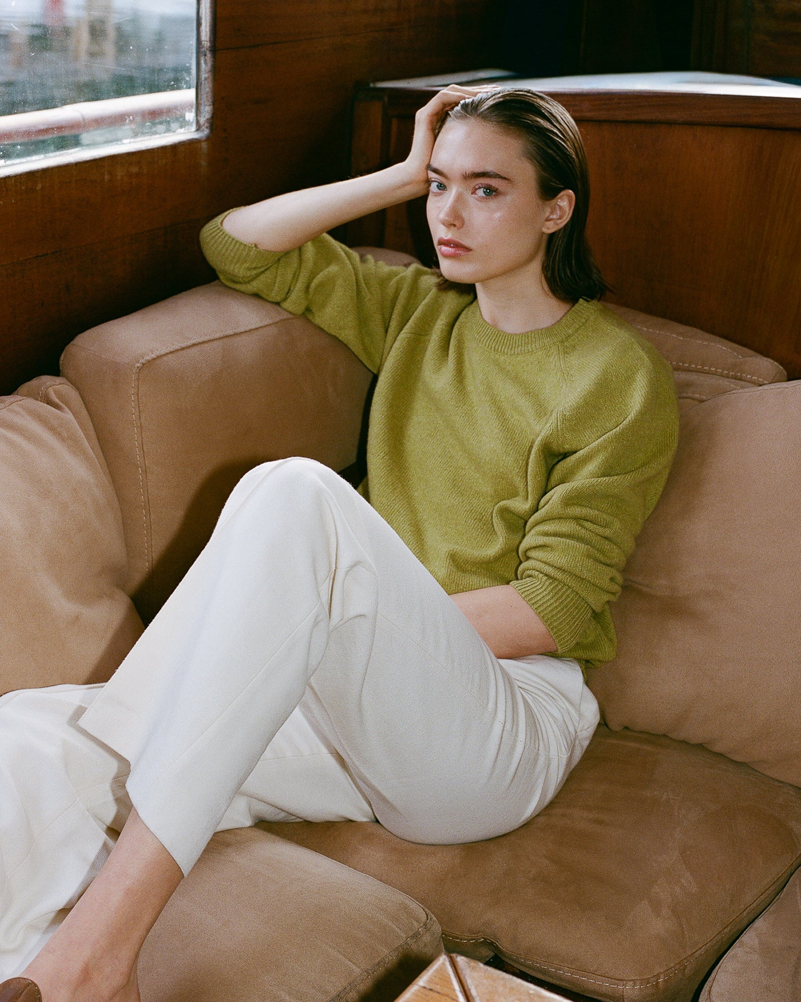 Tricot x Sabah Women's Cashmere Crew Neck Sweater