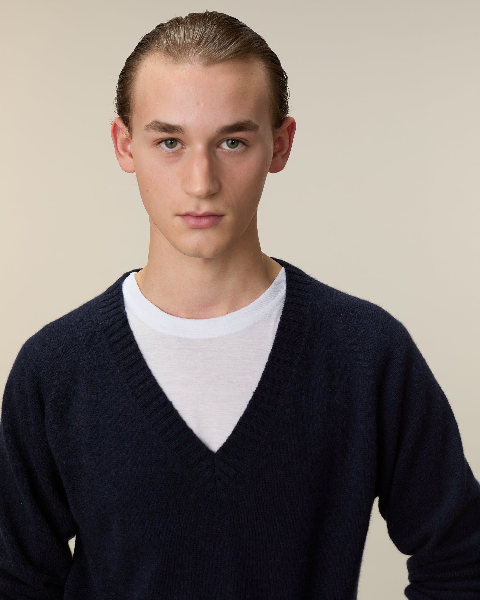 Men's Navy V-neck Cashmere