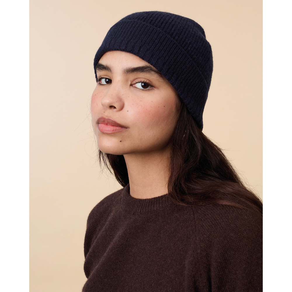 Women's Navy Cashmere hat