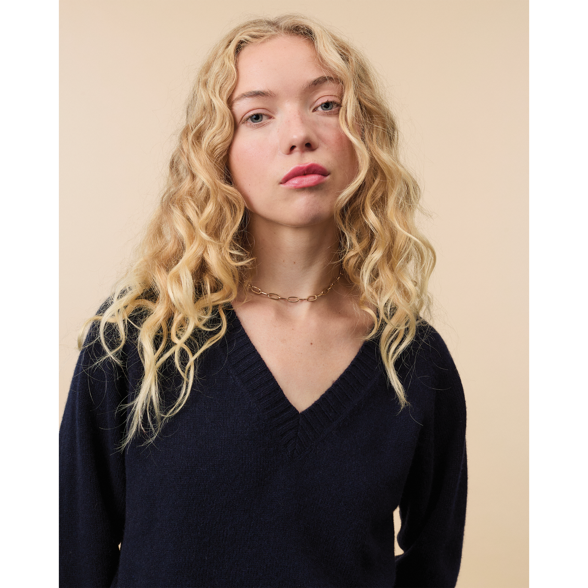 Women's navy cashmere V-neck