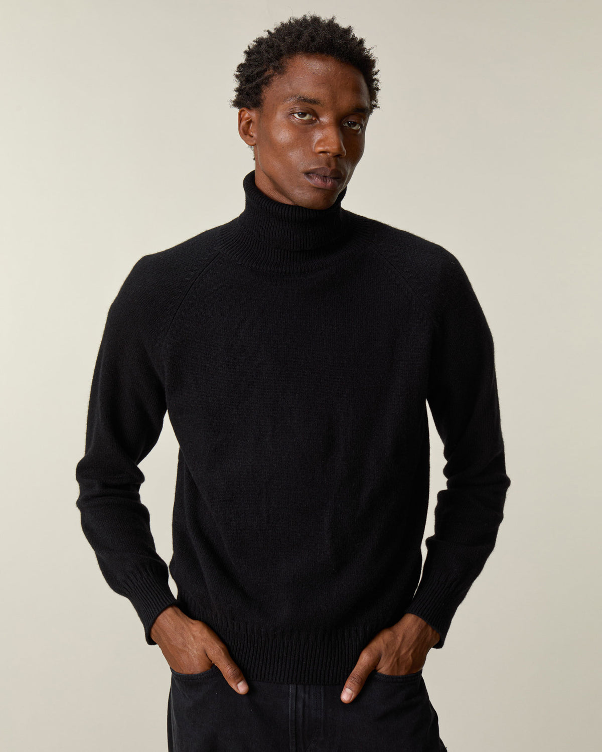 Col roulé en cachemire Noir Homme
