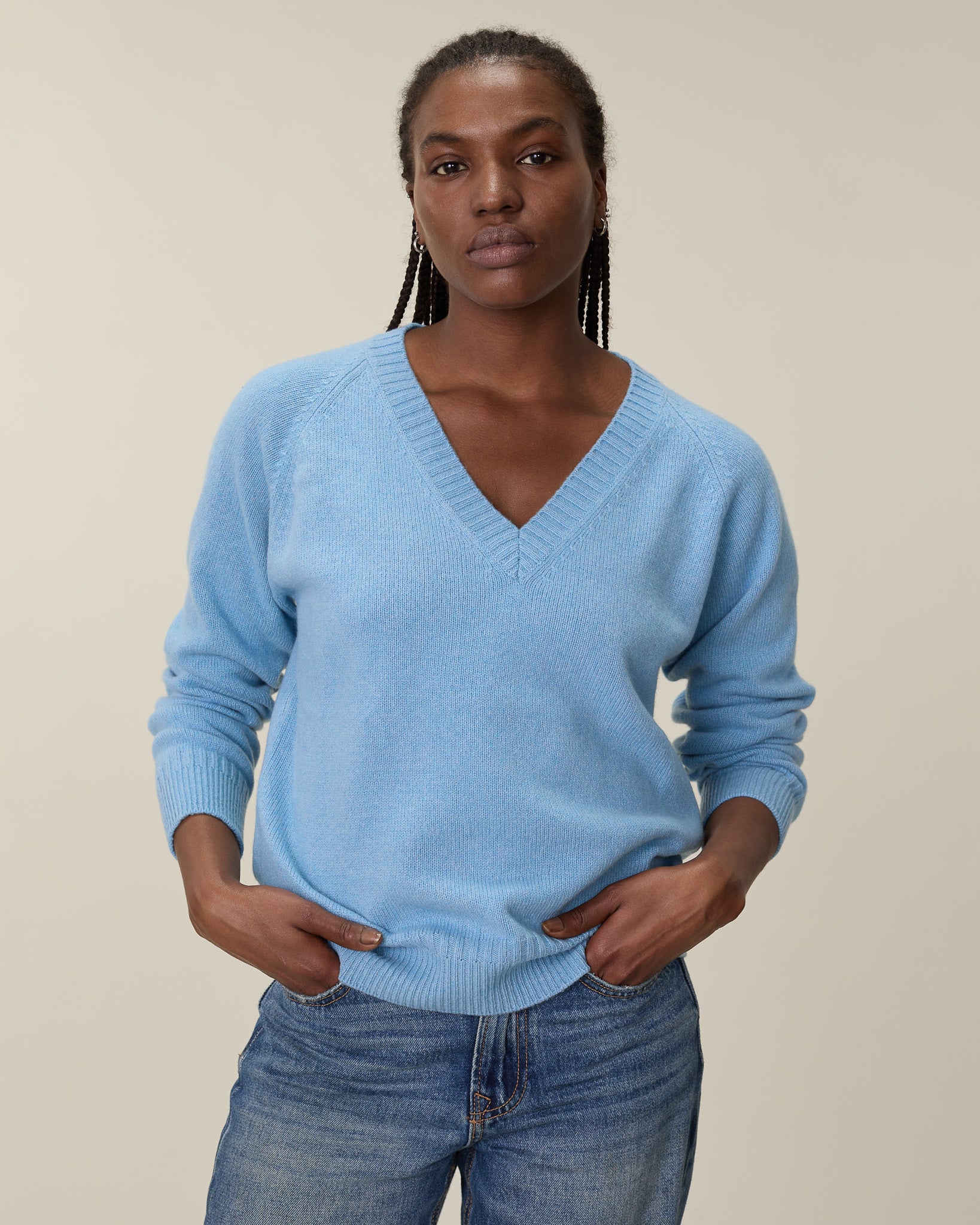 Women's Nina's blue cashmere V-neck