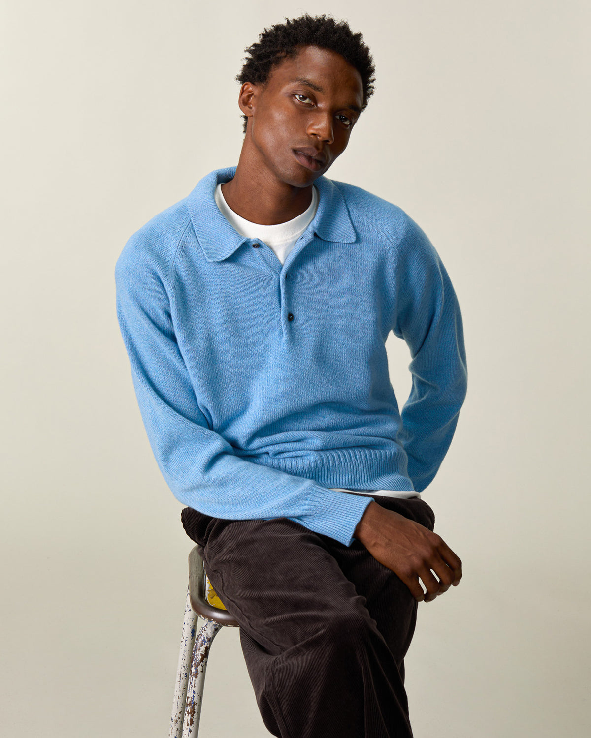 Men's cashmere polo in Nina's blue