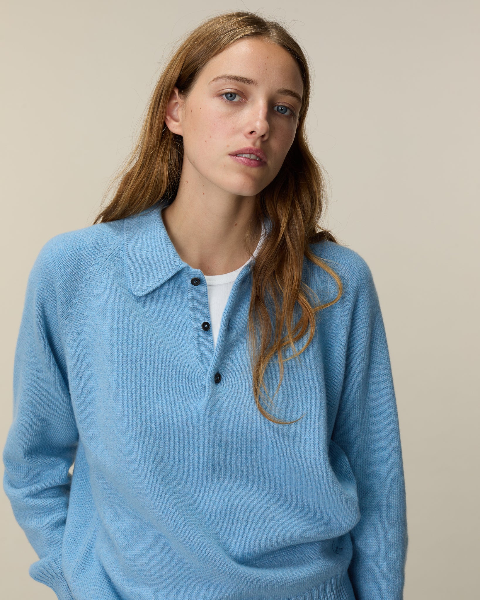 Polo en cachemire bleu Nina femme