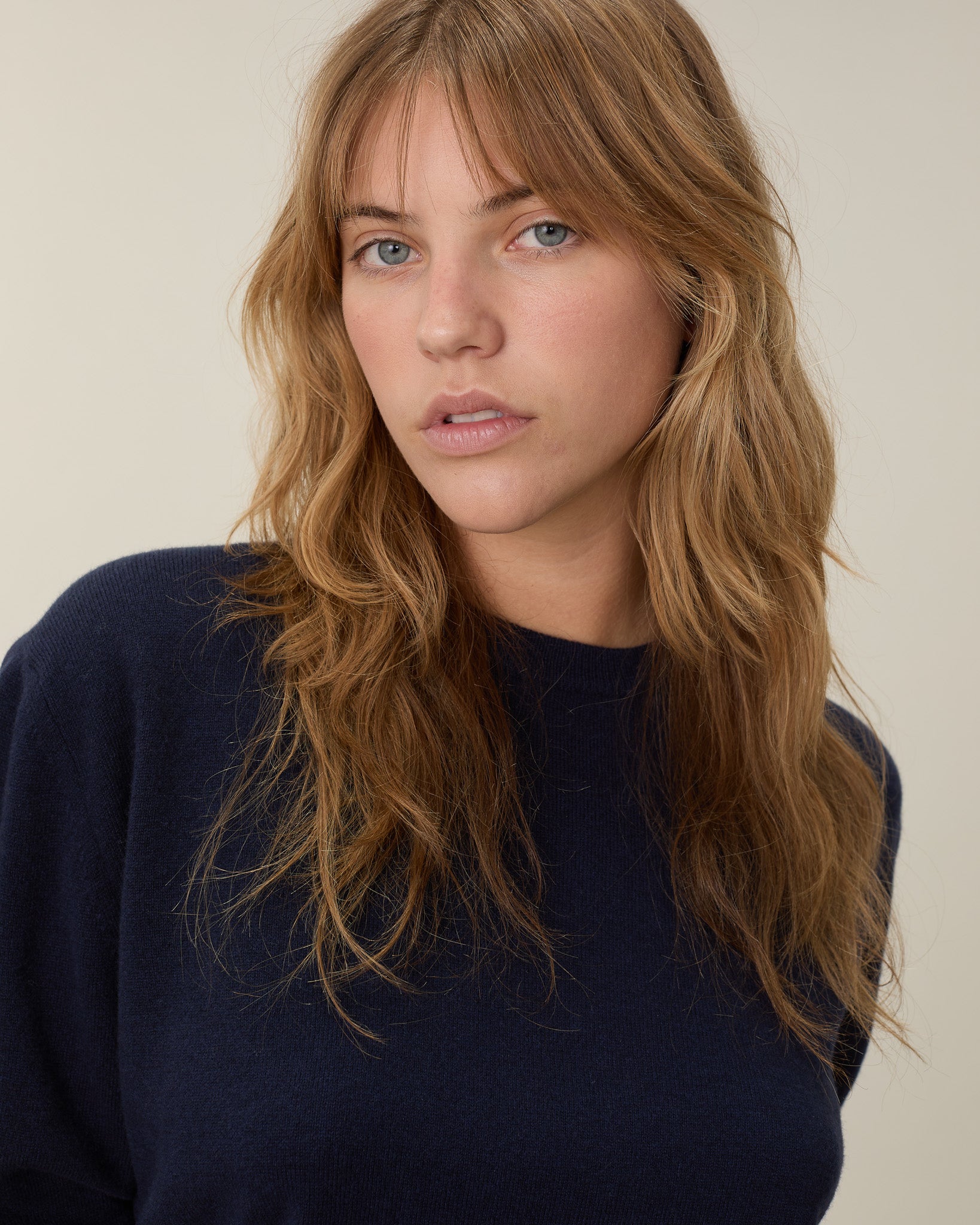 Women's Dark navy lightweight cashmere crewneck