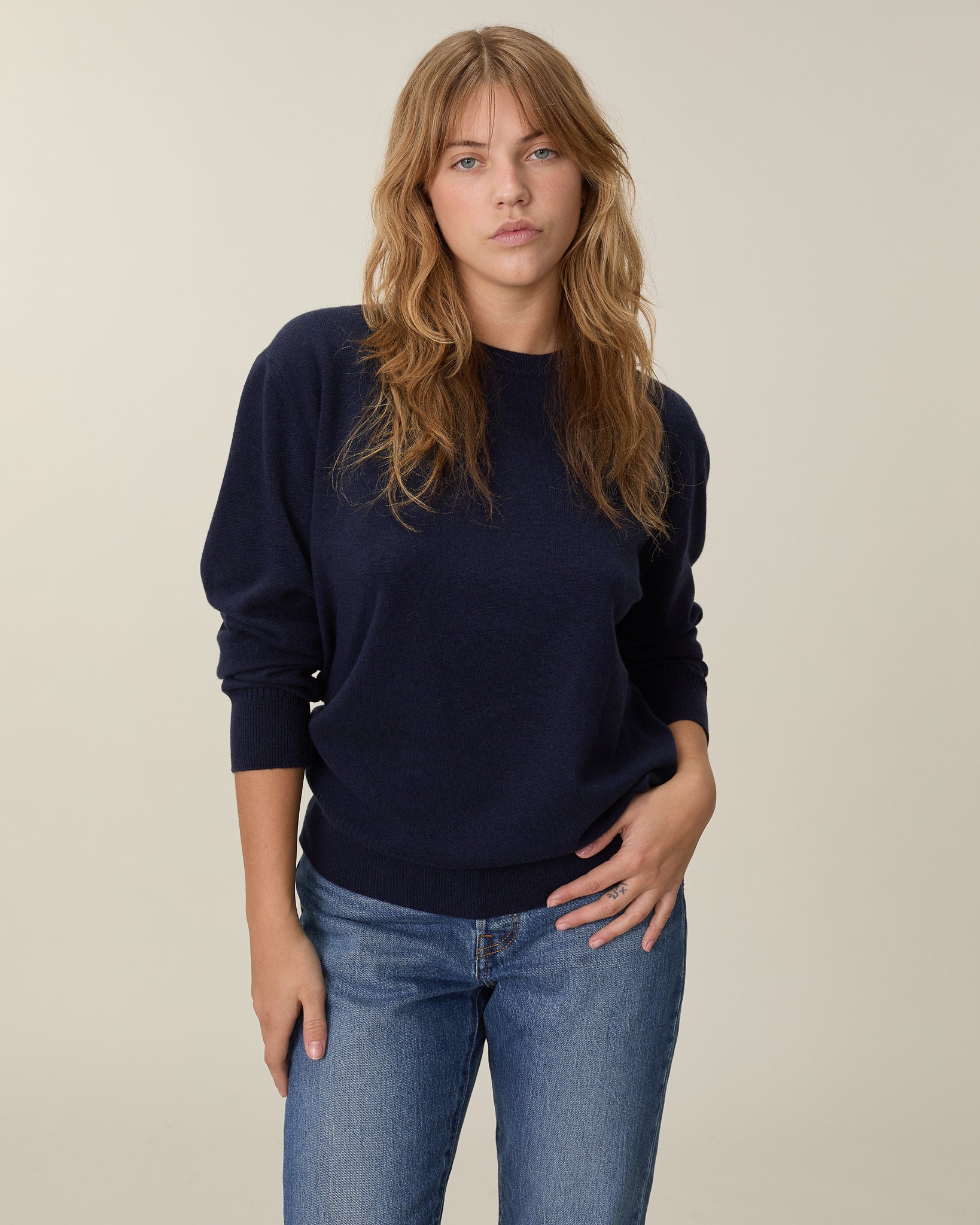 Women's Dark navy lightweight cashmere crewneck