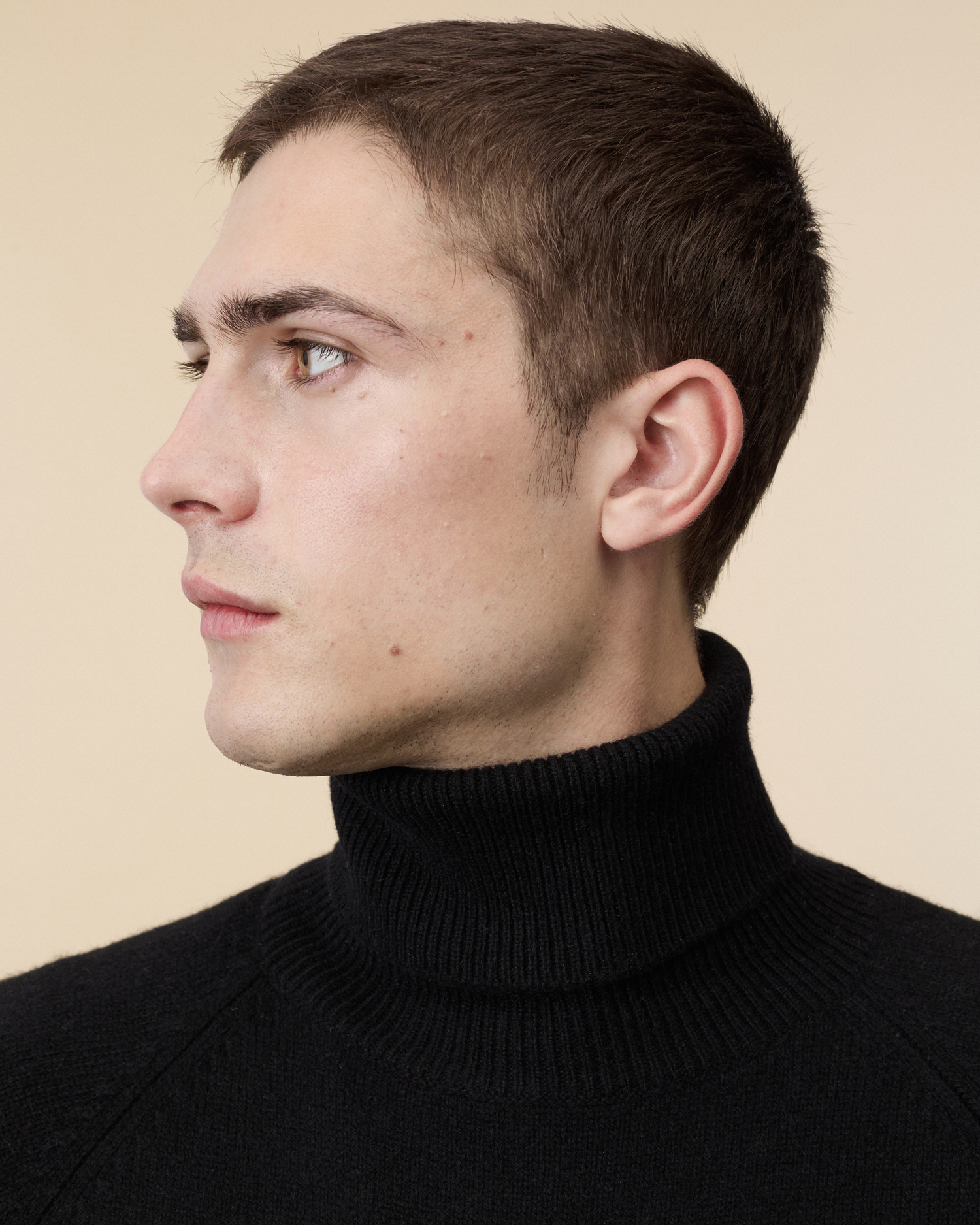 Men's Black Cashmere turtleneck