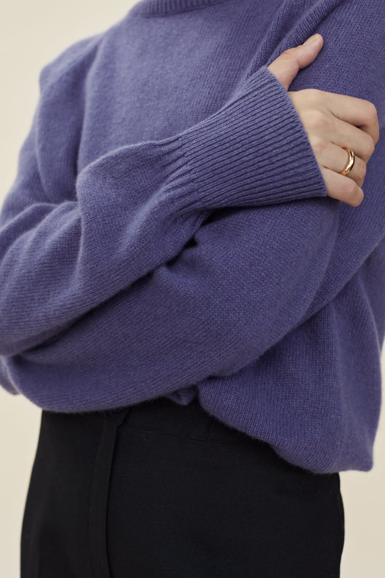 Women's Purple Cashmere turtleneck 