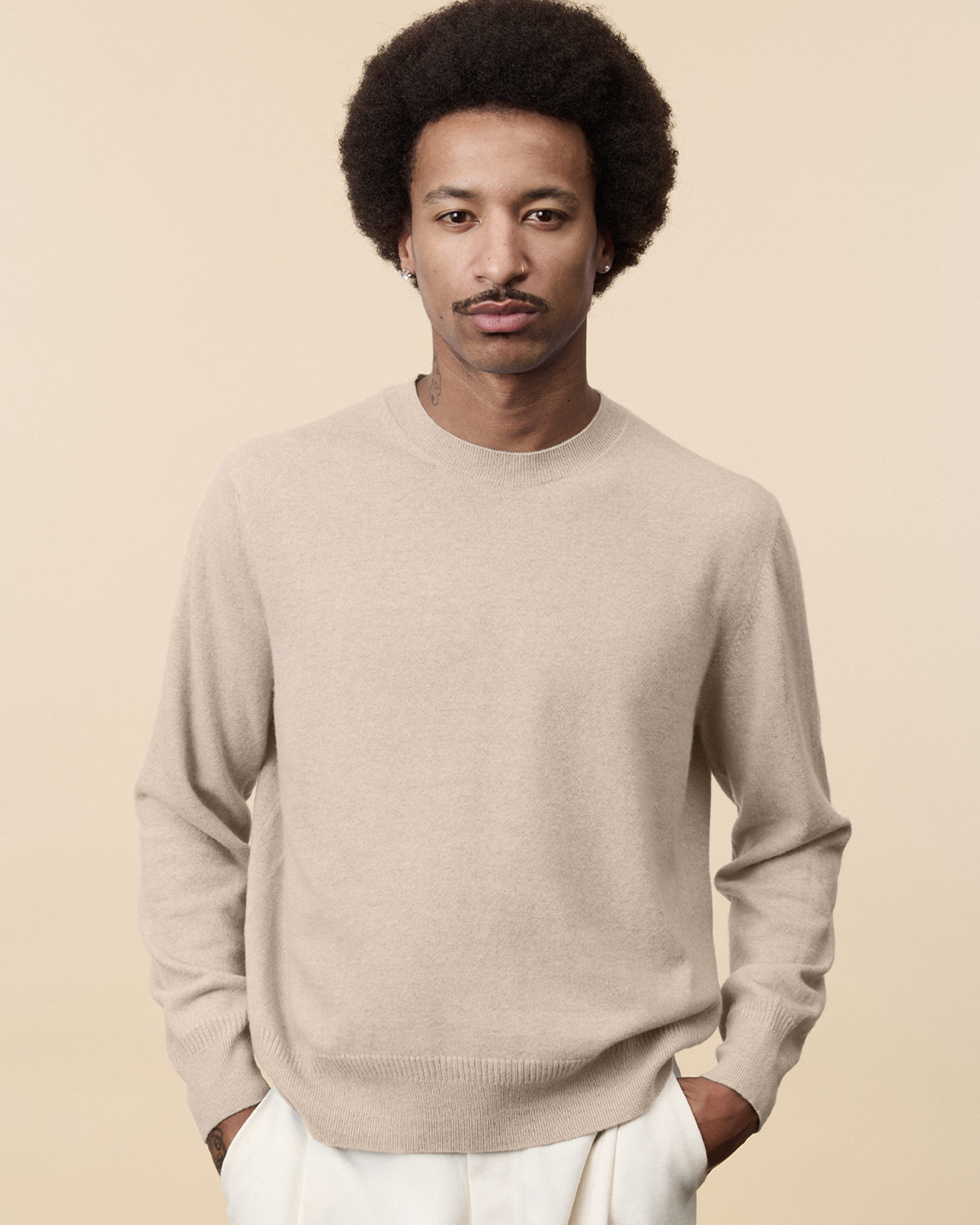 Men's sand lightweight cashmere crewneck