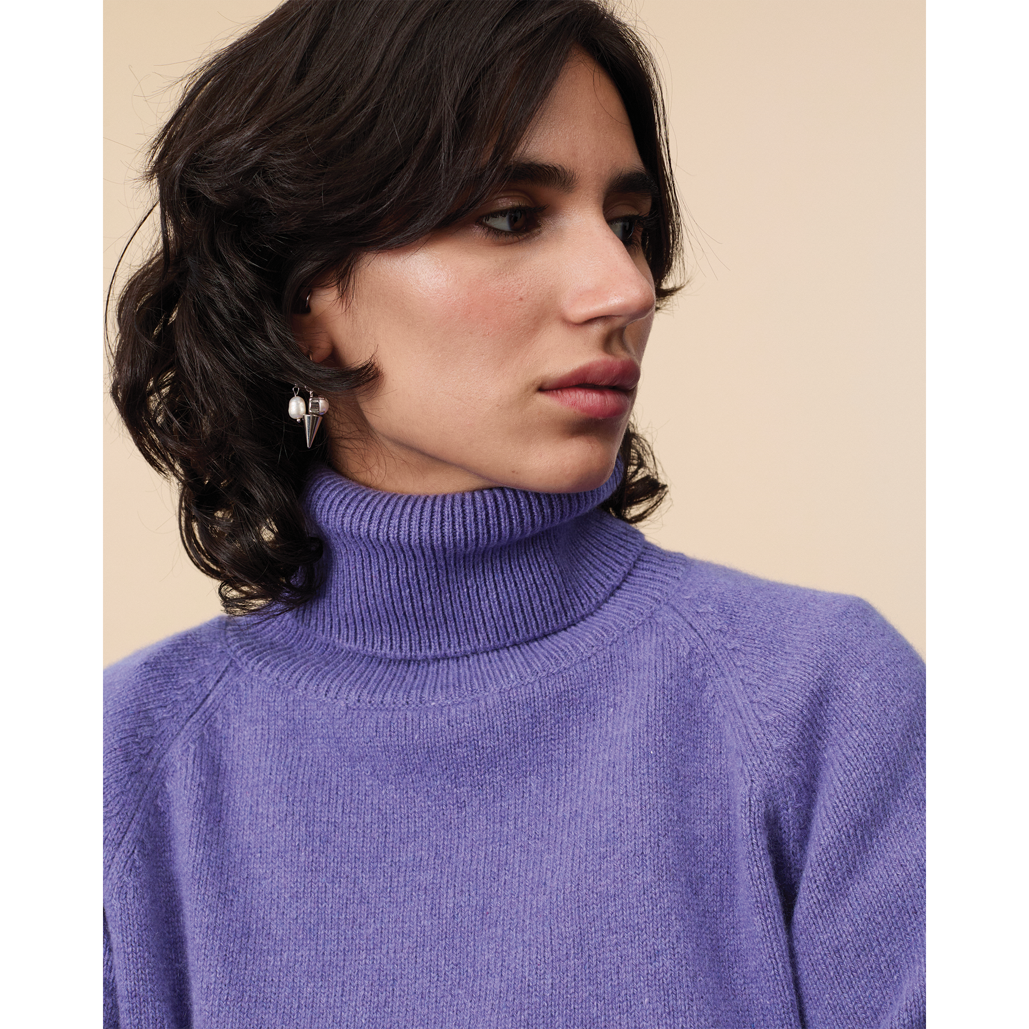 Women's Purple Cashmere turtleneck 