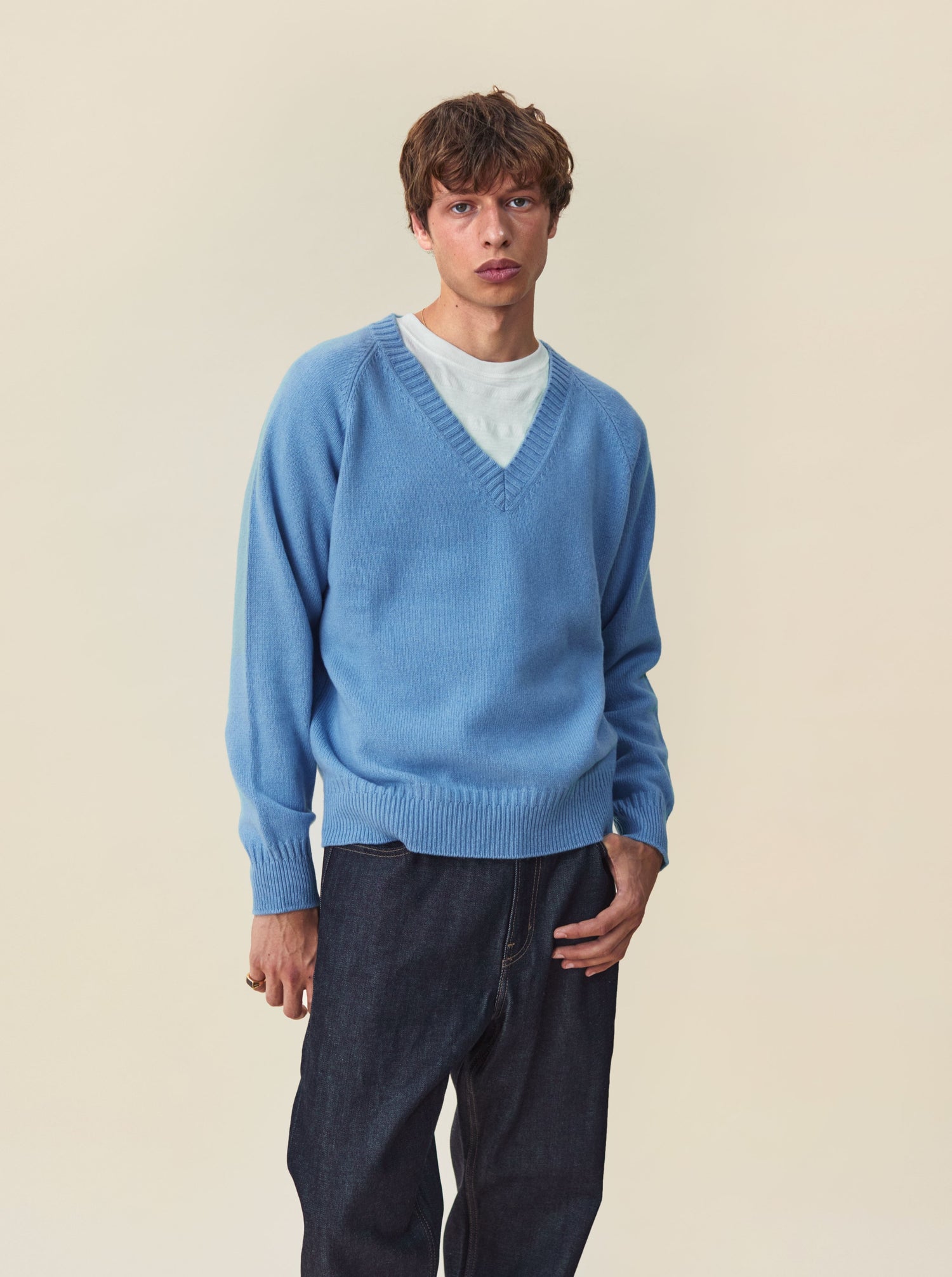 Men's Nina's blue cashmere V-neck