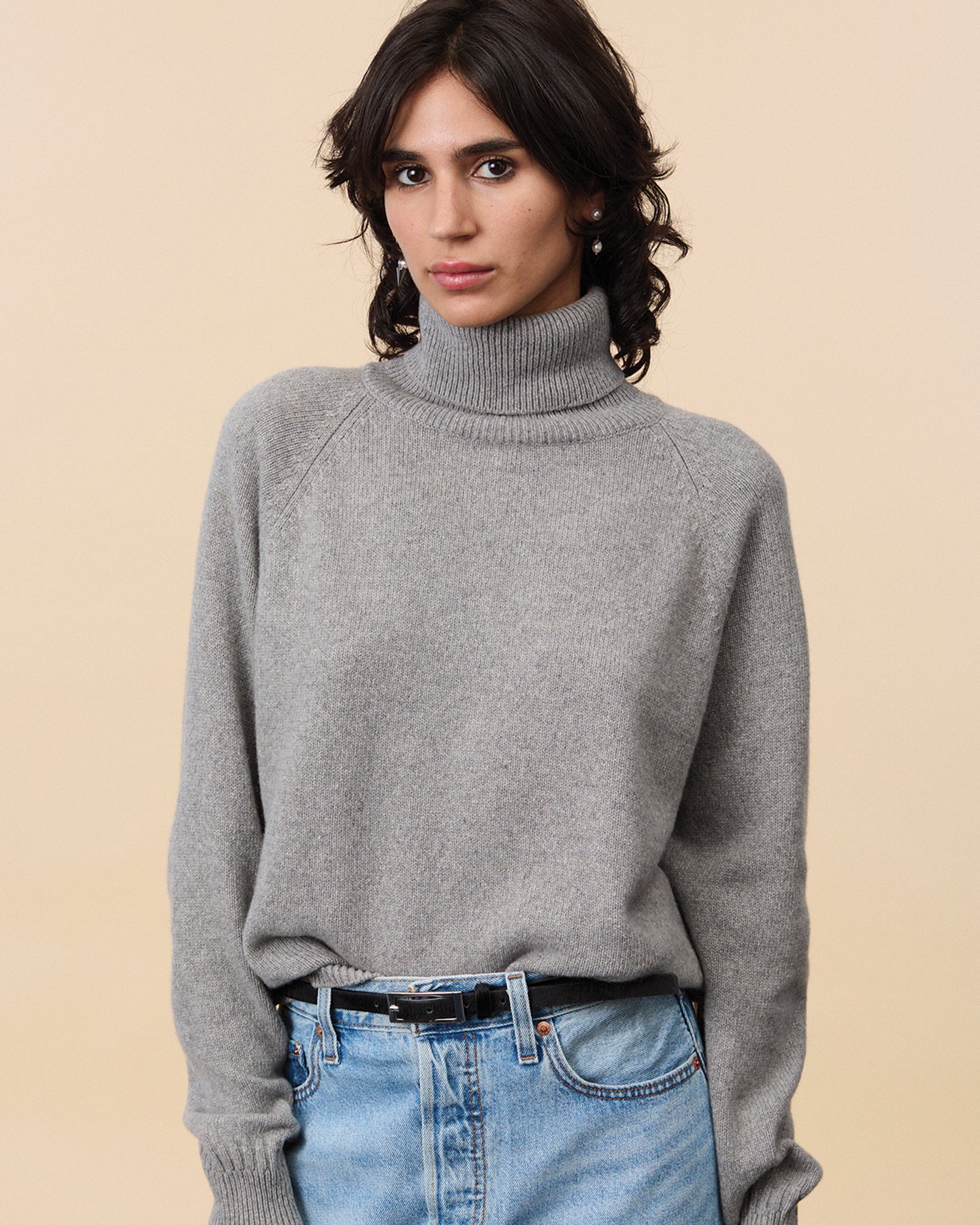 Women's Gray Cashmere turtleneck 