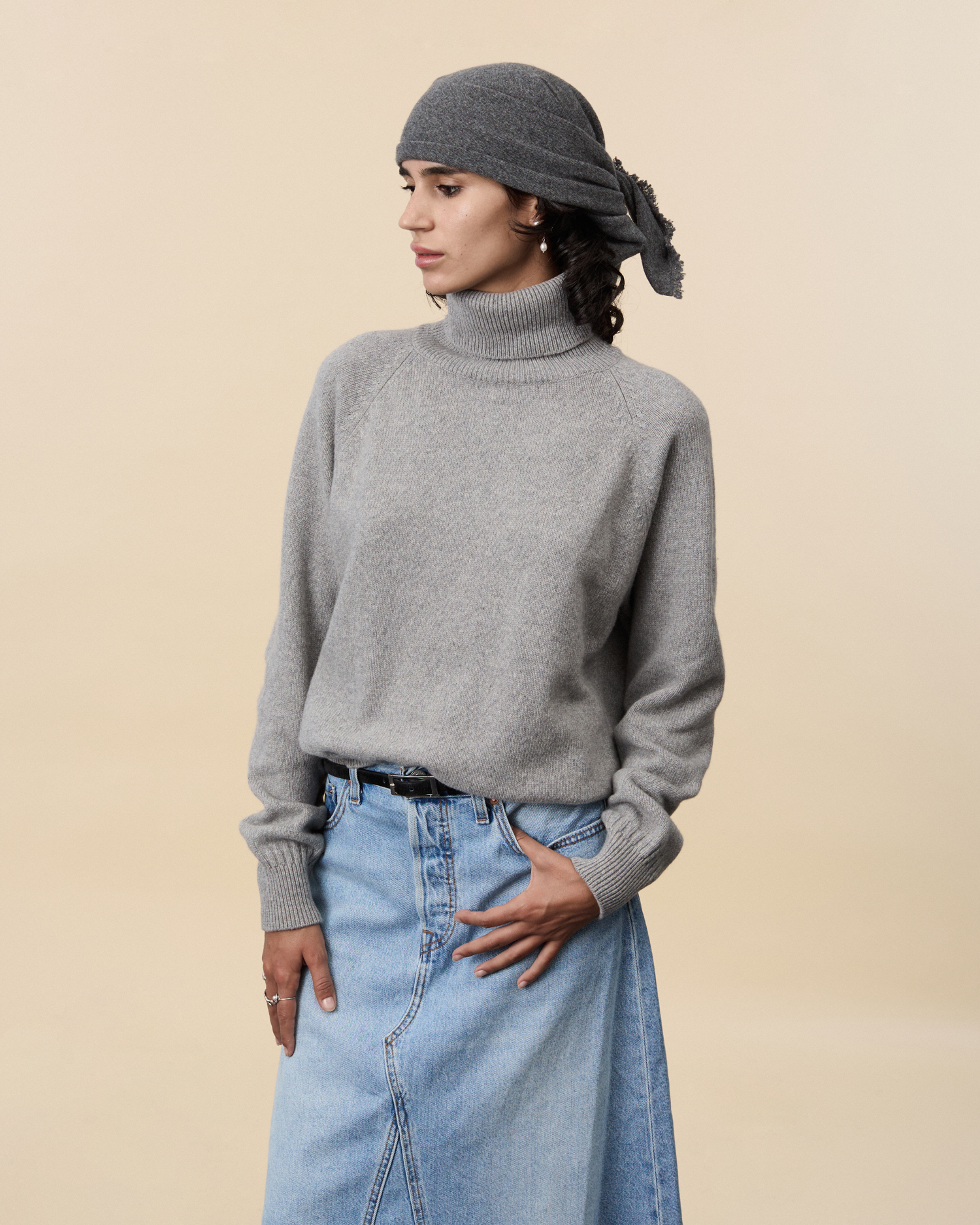 Women's Gray Cashmere turtleneck 