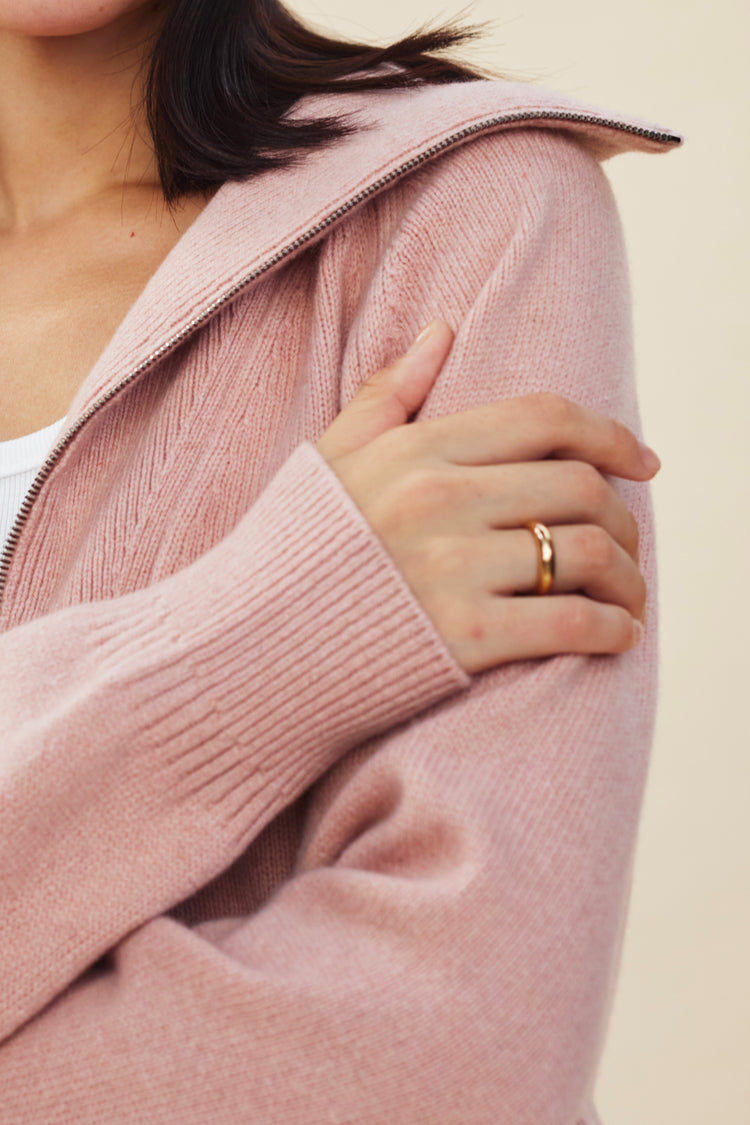 Women's light pink Cashmere Zip collar
