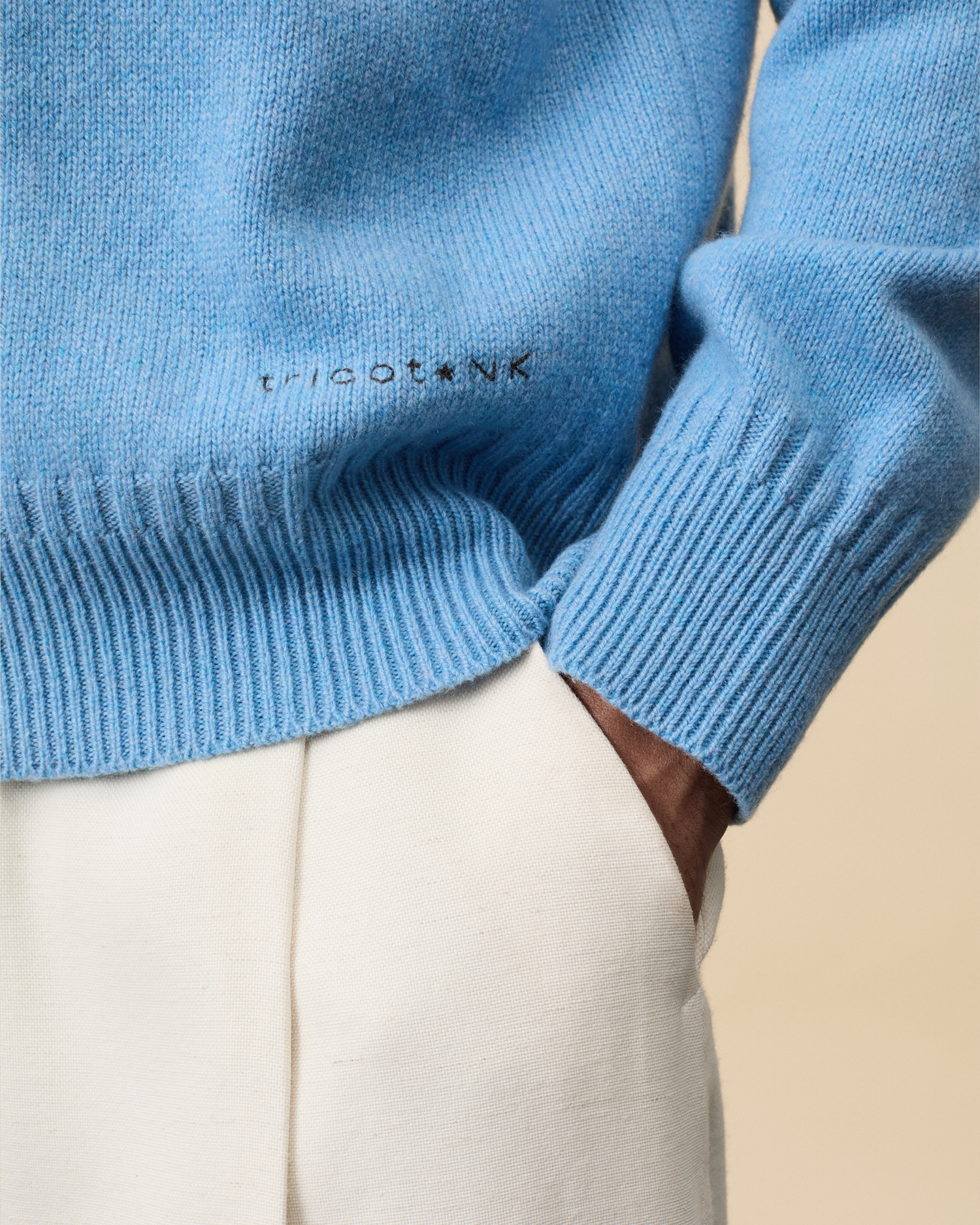 Men's cashmere polo in Nina's blue