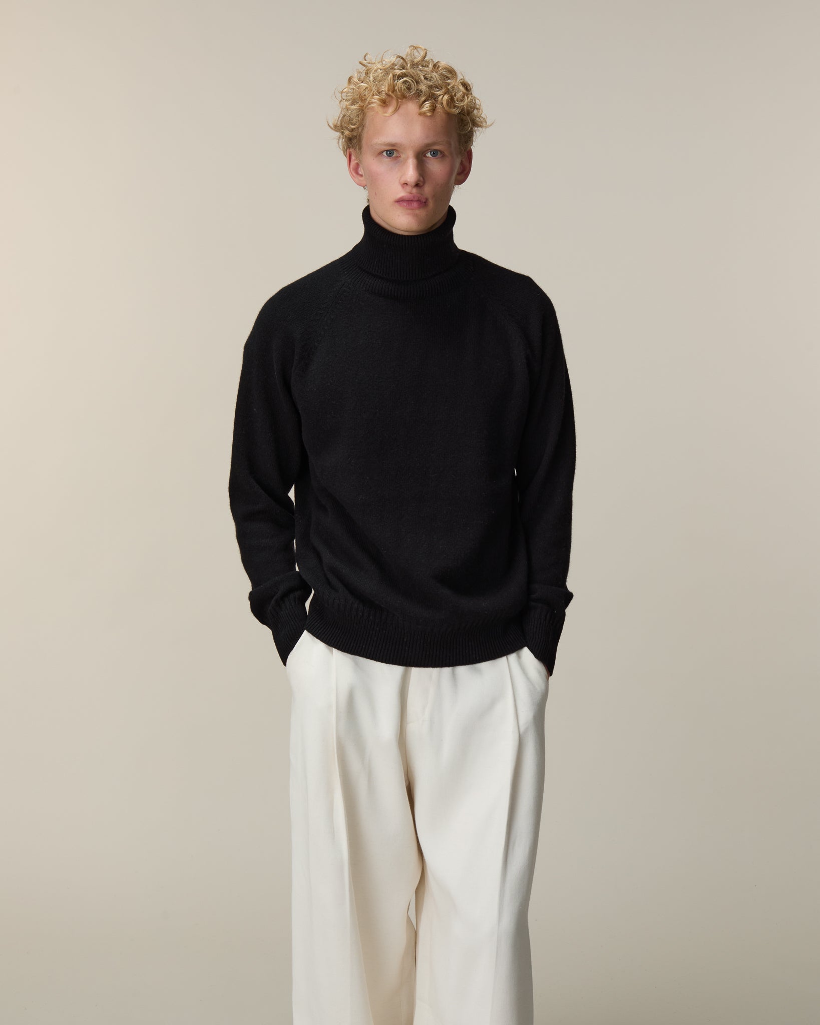 Col roulé en cachemire Noir Homme