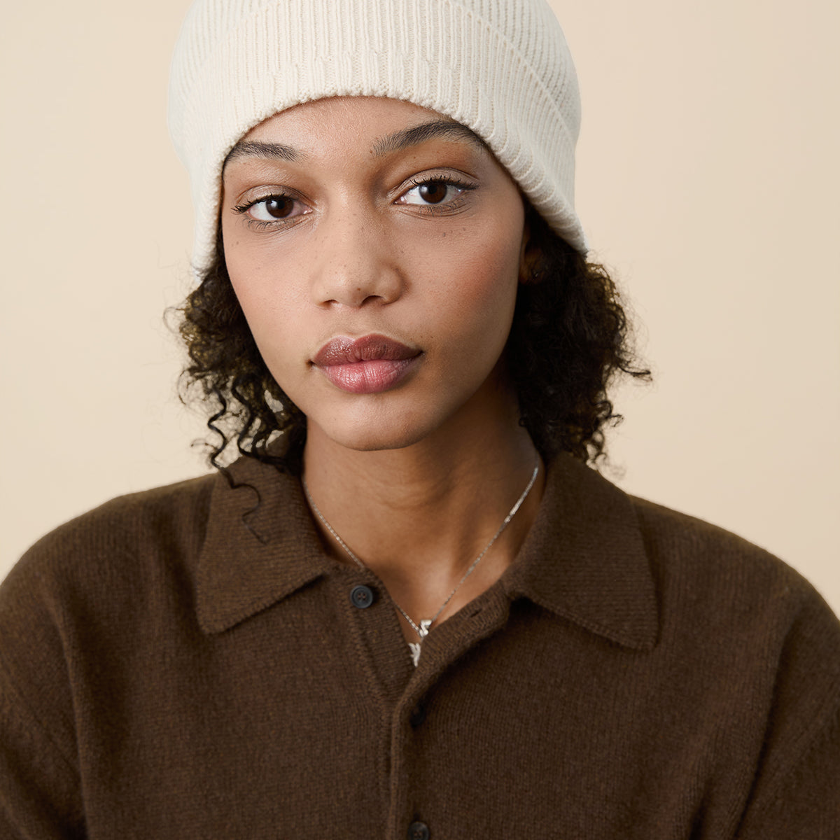 BONNET_BLANC_FEMME.jpg?crop=  display picture 1