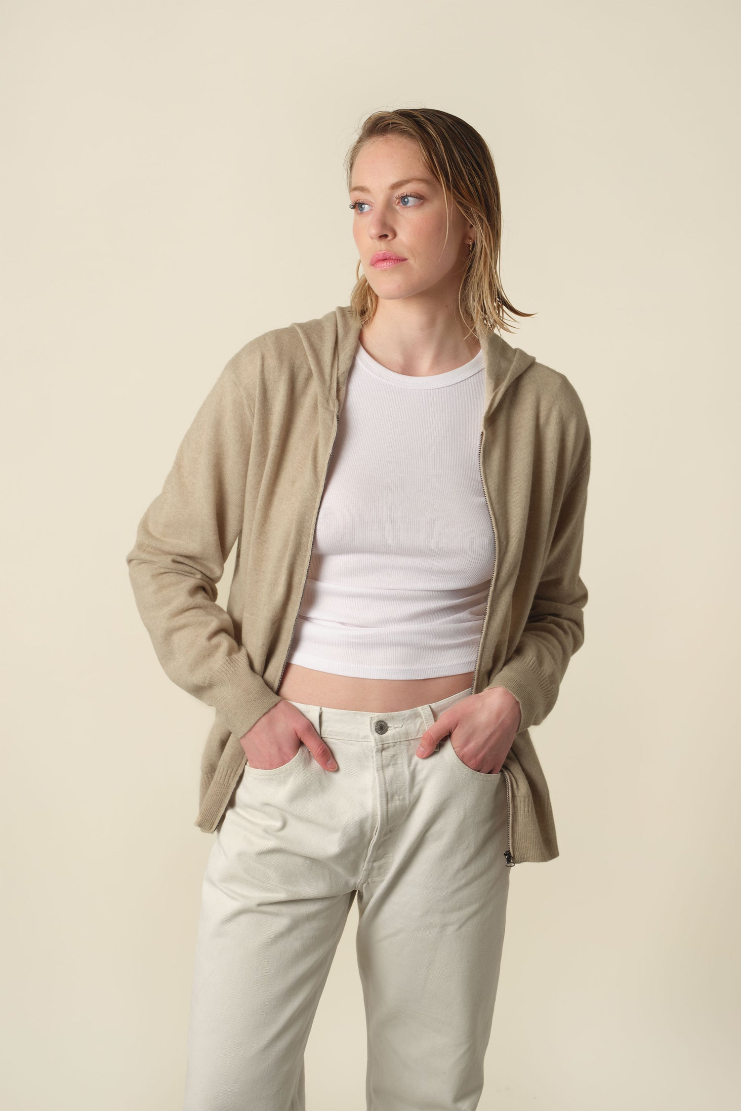 Women's light cashmere hoodie Sand