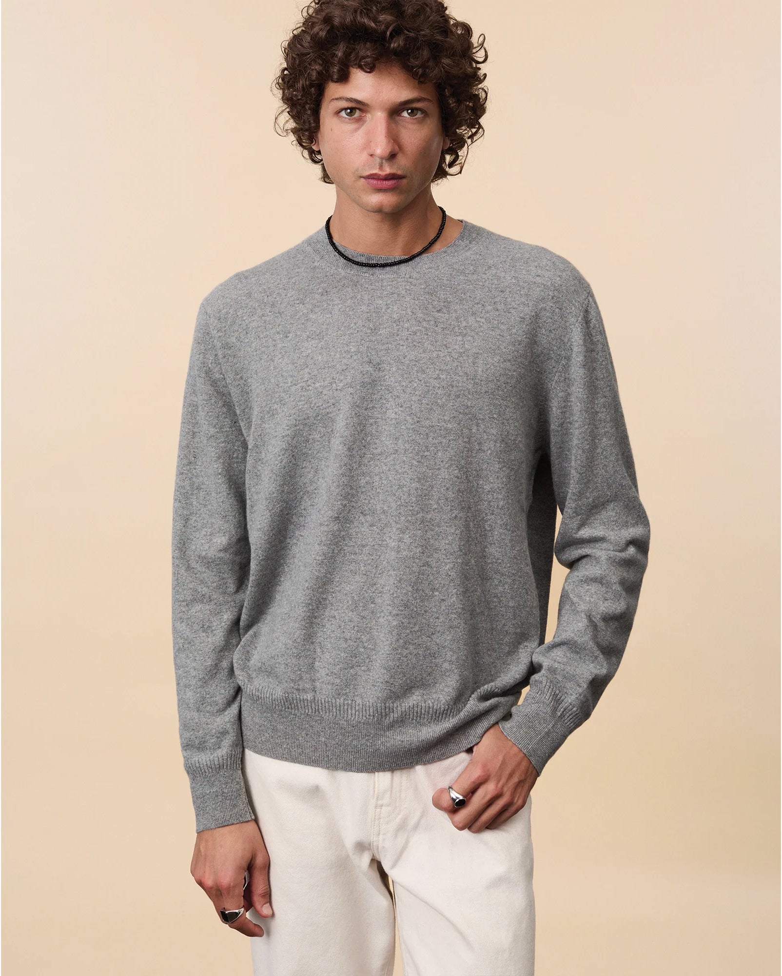 Light gray crewneck cashmere sweater for men