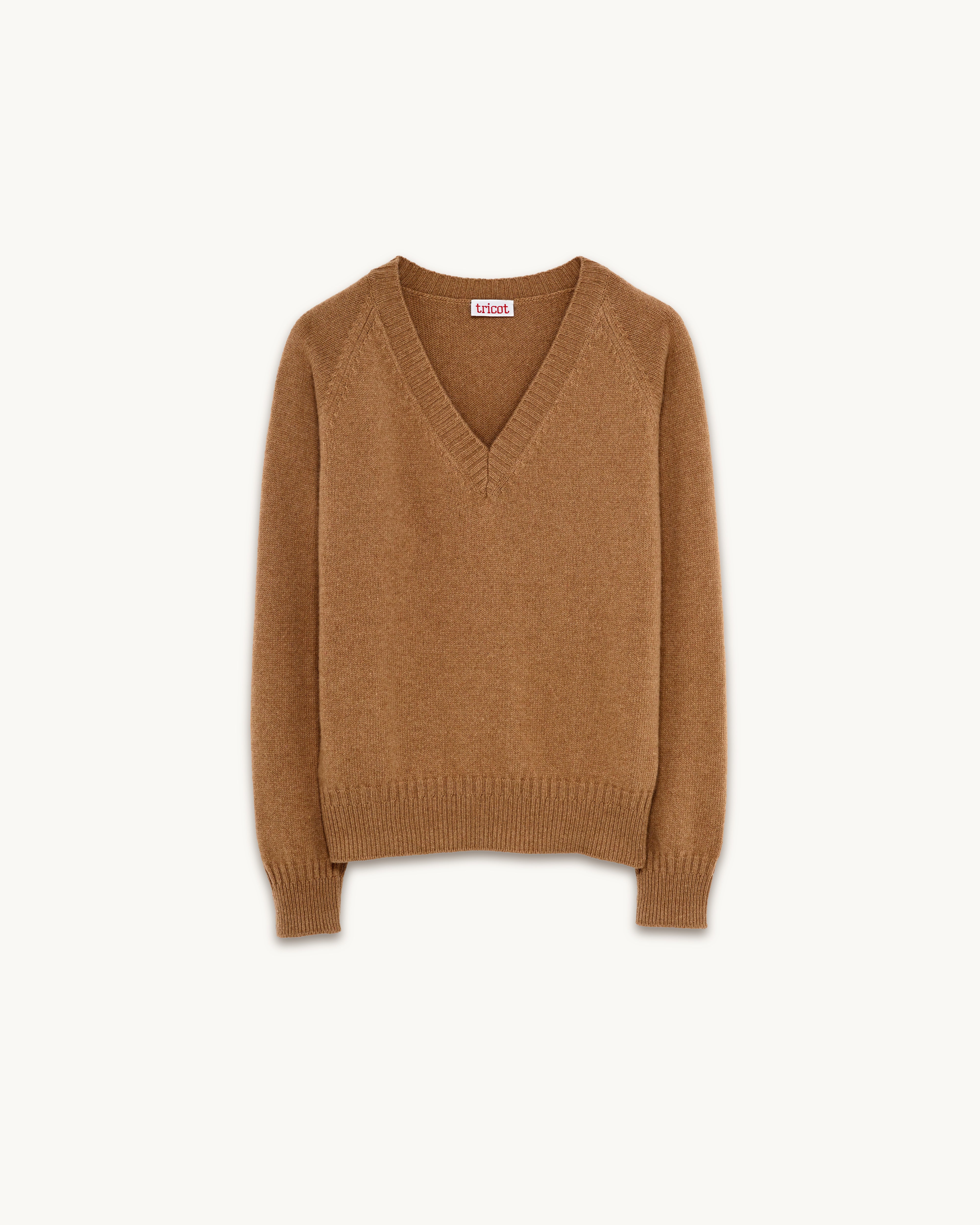 Women's Camel cashmere V-neck
