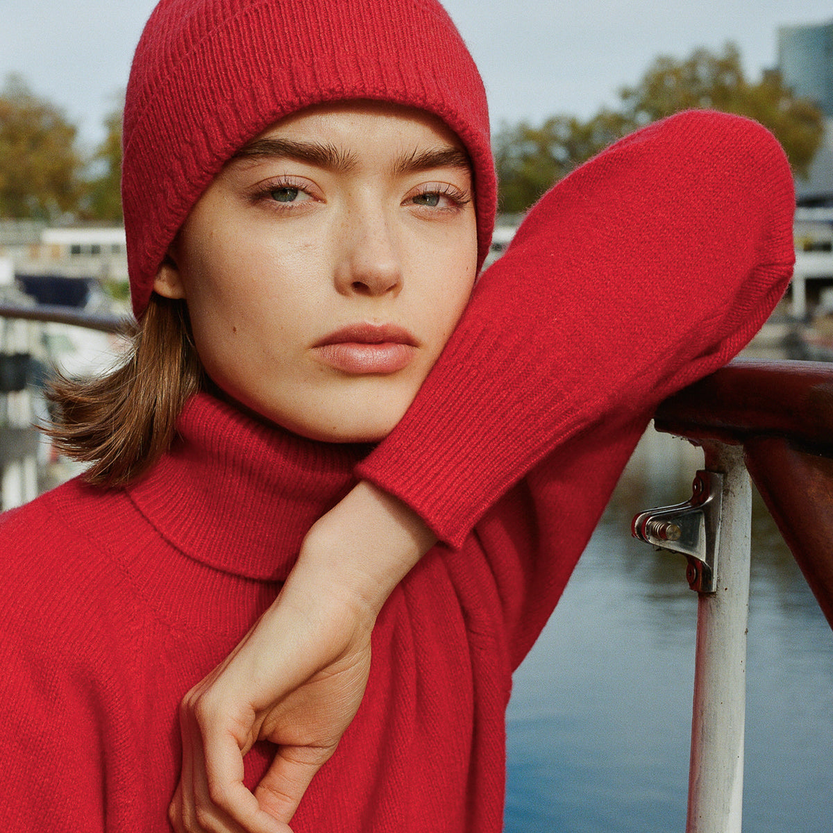 Vince Women\'s Red Pure Cashmere Reverse Jersey Cuffed Hat Size OS Reverse-Jersey Cashmere Boat-Neck Poncho in Accessories | Vince main image 2
